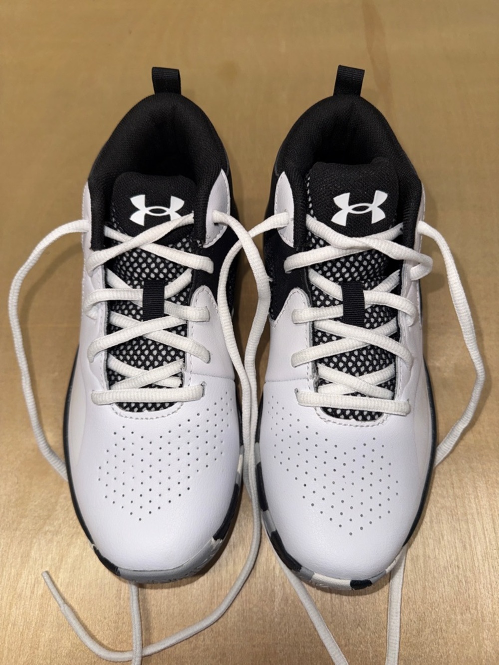 Under Armour White and Black Sneakers